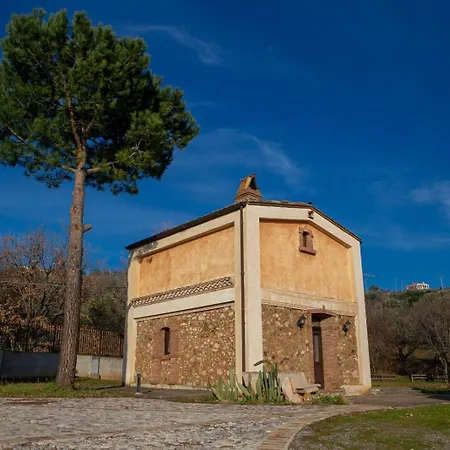 Masseria Fonte Di Maroglio * Castrovillari