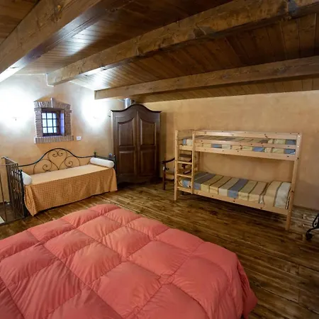 Masseria Fonte Di Maroglio * 카스트로빌라리