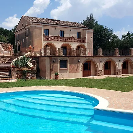 Farm stay Agriturismo Masseria Fonte Di Maroglio Castrovillari